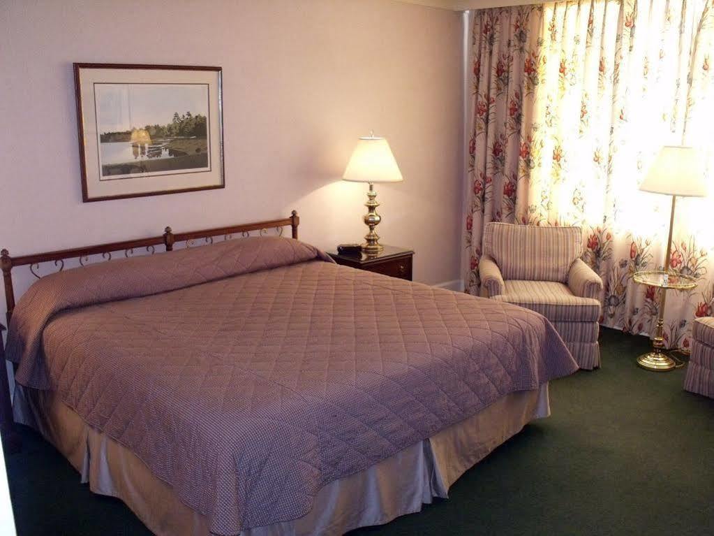 The Inn At Houndslake Aiken Ngoại thất bức ảnh